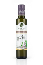 Load image into Gallery viewer, Garlic Infused Olive Oil - 8.5oz