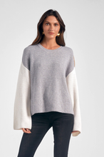 Load image into Gallery viewer, Colorblock Crewneck Sweater