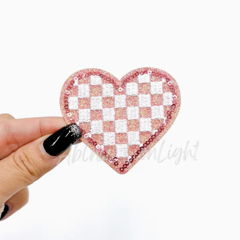 Checkered Glitter Heart Patch Pink