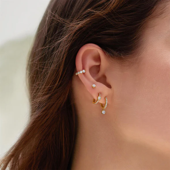 Graduated Sparkle Huggie Hoop