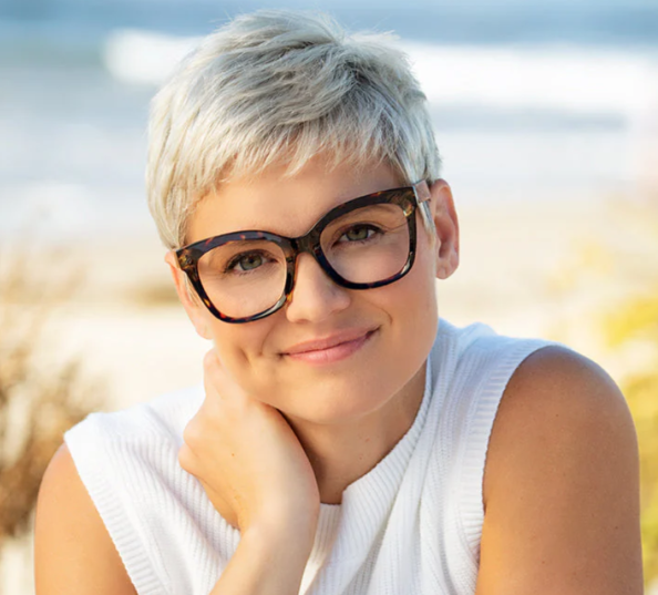 Nora Blue Light Glasses - Onyx/Walnut