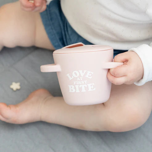 Love At First Bite Happy Snacker