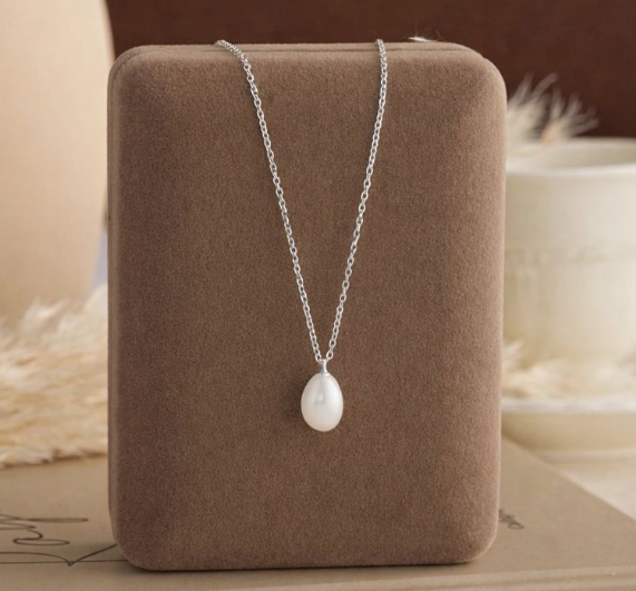 Silver Freshwater Pearl Necklace