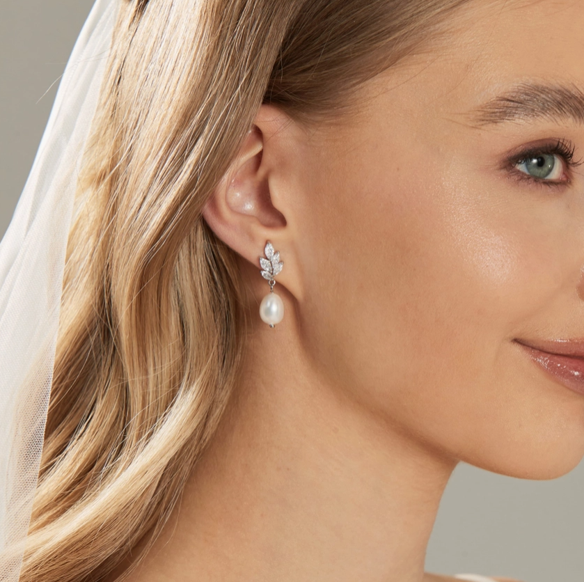 Silver Pearl Drop Ear w/ Crystal Leaf