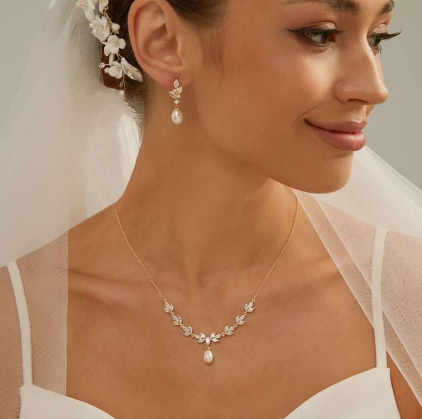 Gold Diamond Pearl Drop Necklace