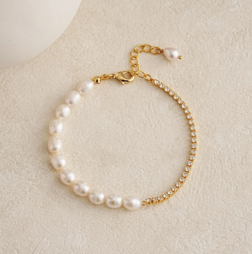 Gold Freshwater Pearl Bracelet