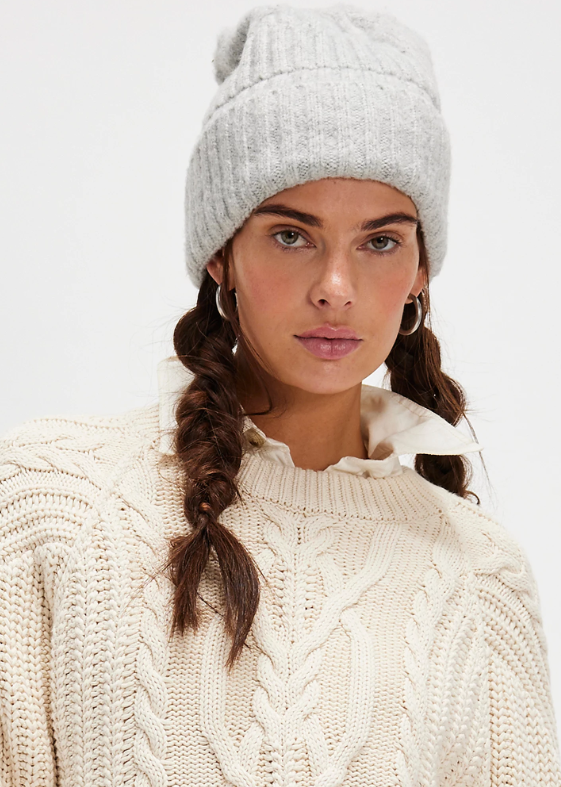 Coast Line Beanie Grey