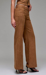 Happi 32" Comfort Flare - Suede Caramel