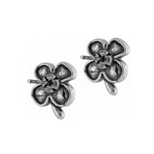 Load image into Gallery viewer, Four Leaf Clover Mini Post Earrings