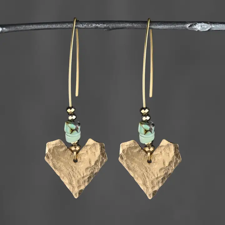Hammered Brass Heart w/Turquiose