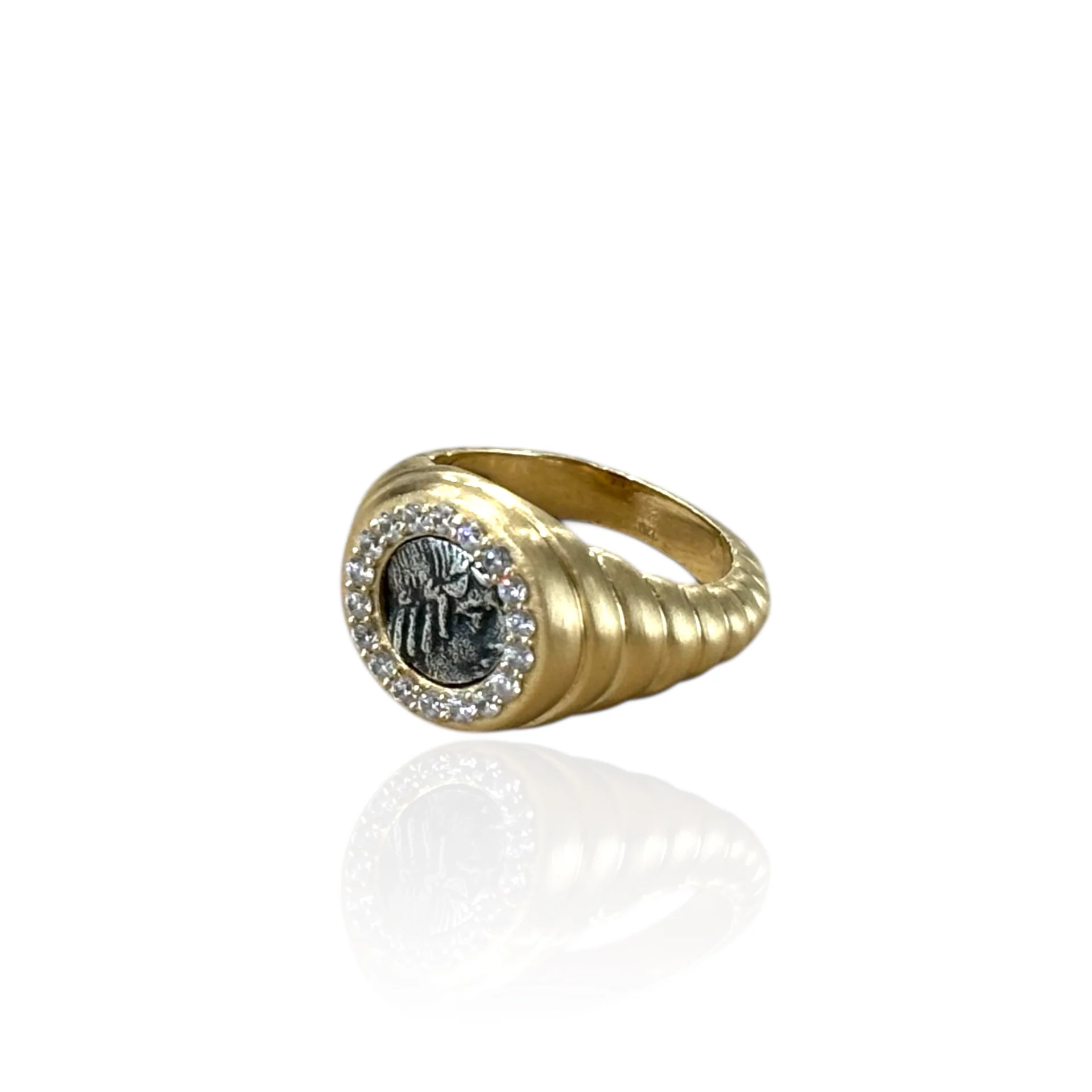 Gold Scallloped Poppy Coin Ring