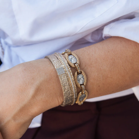 Gold Egy Crystal Bangle