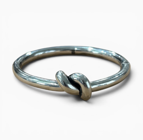 VINTAGE SILVER NOA KNOT BANGLE