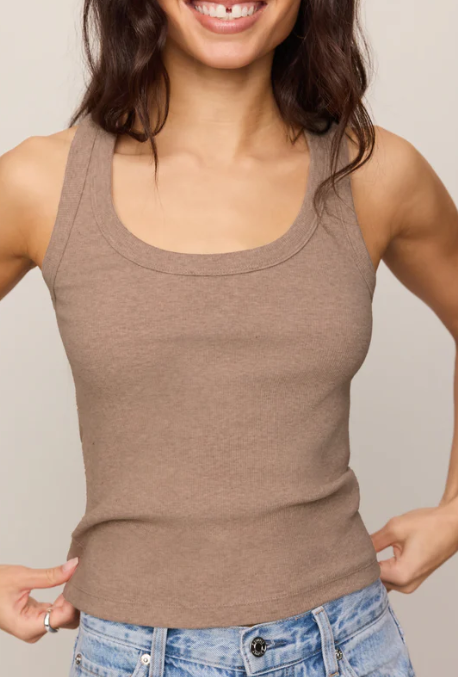 Rowe Scoop Tank