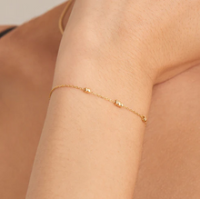 Load image into Gallery viewer, Gold Smooth Twist Chain Bracelet