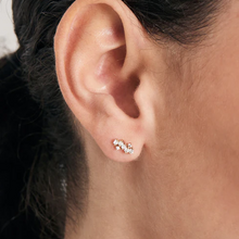 Load image into Gallery viewer, Gold Sparkle Cluster Single Earring