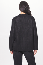 Cargar imagen en el visor de la galería, Black Coated Quarter Zip Sweater