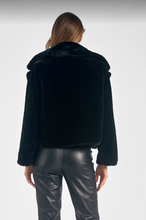 Cargar imagen en el visor de la galería, Black Cropped Fur Coat