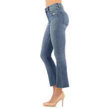Load image into Gallery viewer, Starlet Boot Crop Jeans