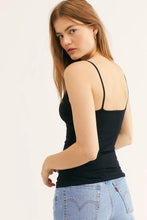 Load image into Gallery viewer, Black Seamless V-Neck Cami