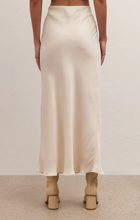 Cargar imagen en el visor de la galería, Europa Luxe Sheen Skirt